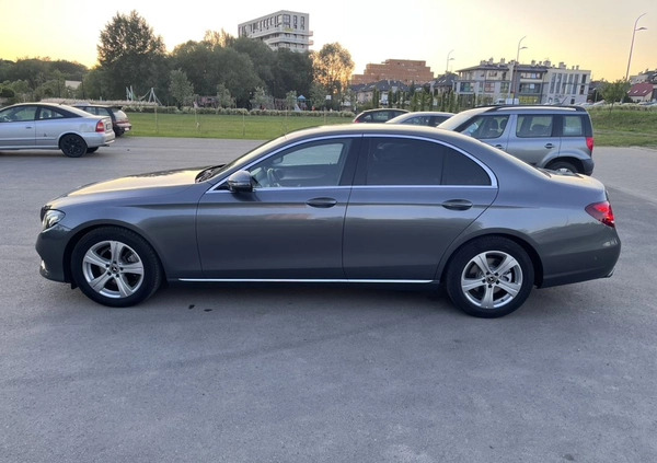Mercedes-Benz Klasa E cena 82999 przebieg: 363000, rok produkcji 2018 z Rzeszów małe 704